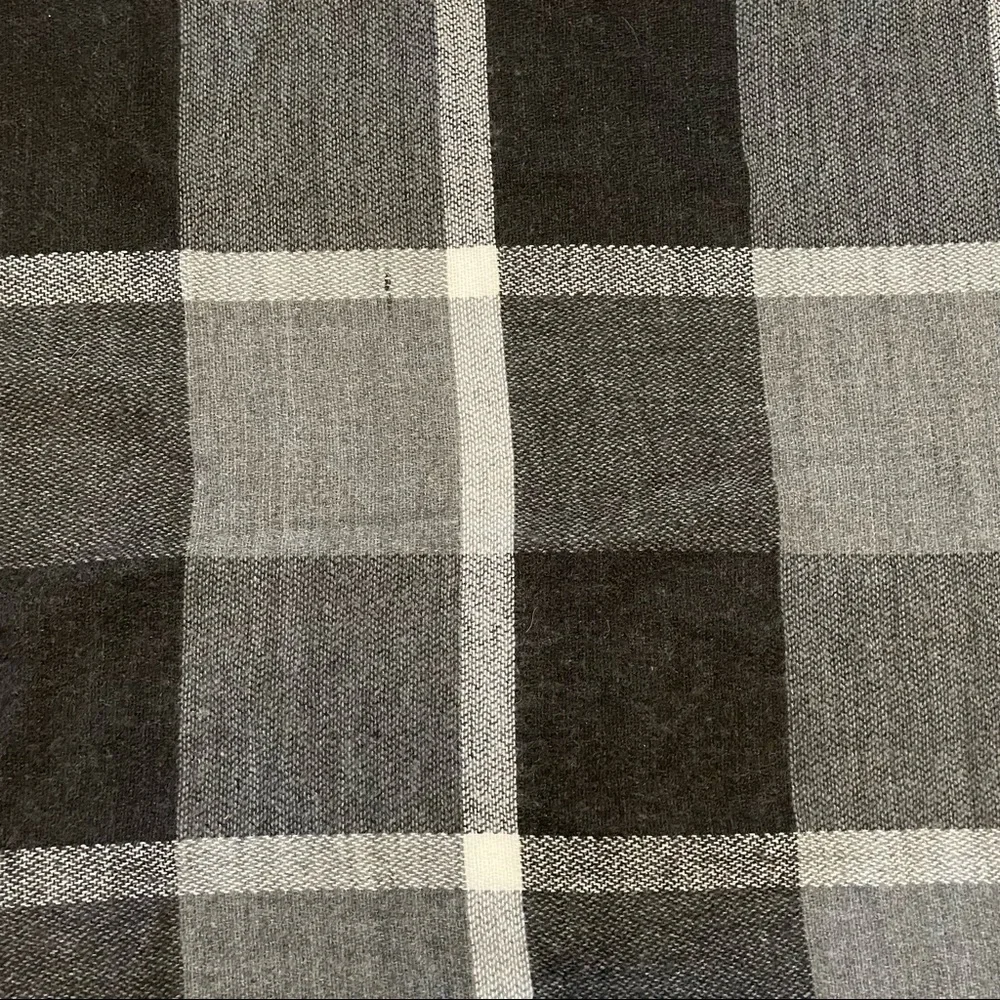 Vince Camuto soft rectangle scarf in shades of black and gray plaid - Picture 4 of 4